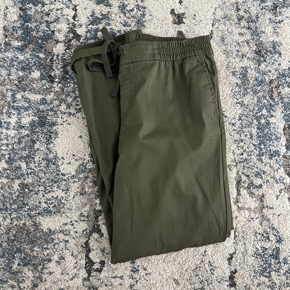 Old Navy Women’s Olive Joggers